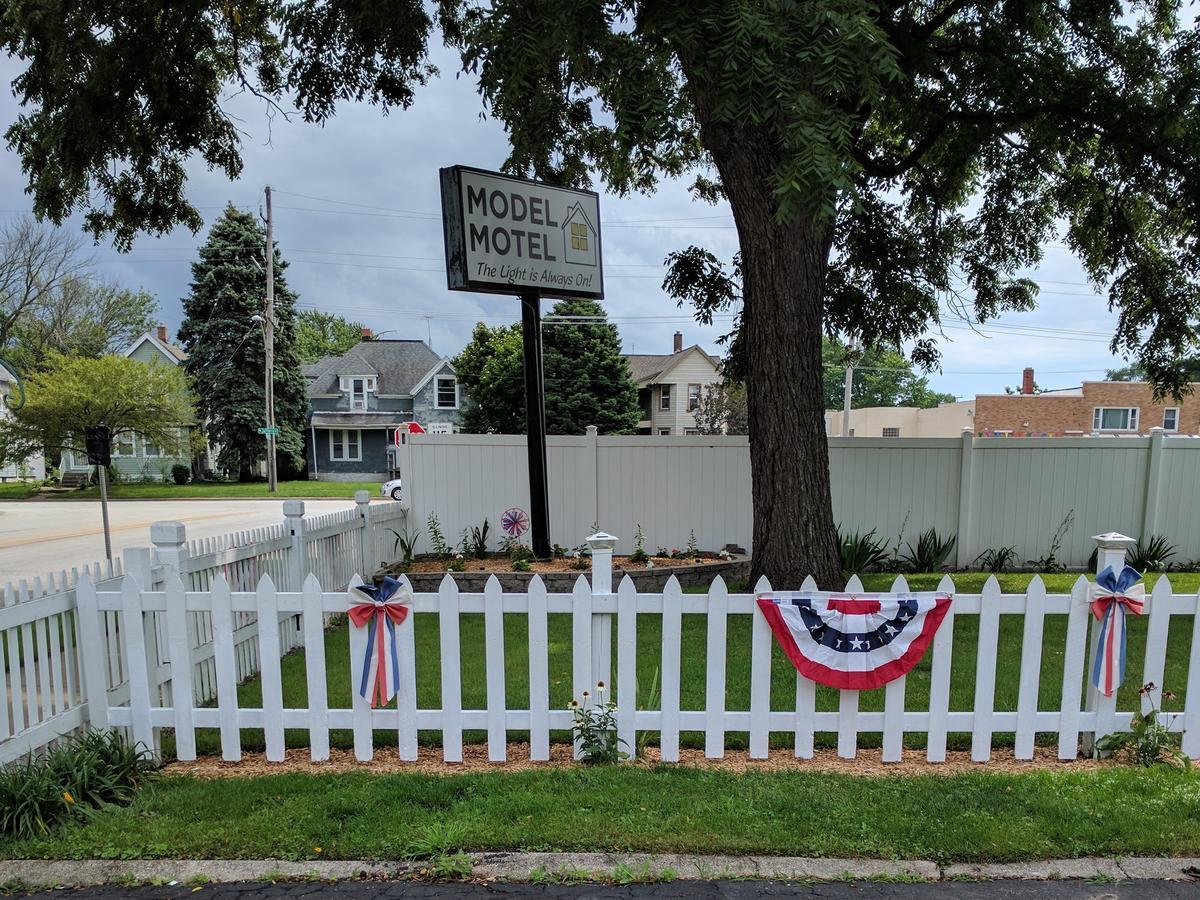 Model Motel Kankakee Esterno foto